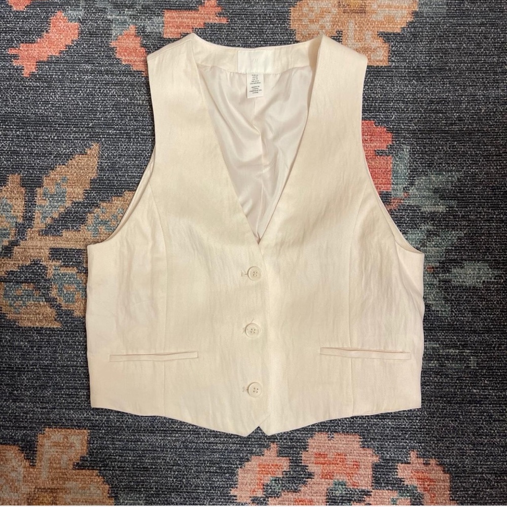 H&M Light Cream Vest
